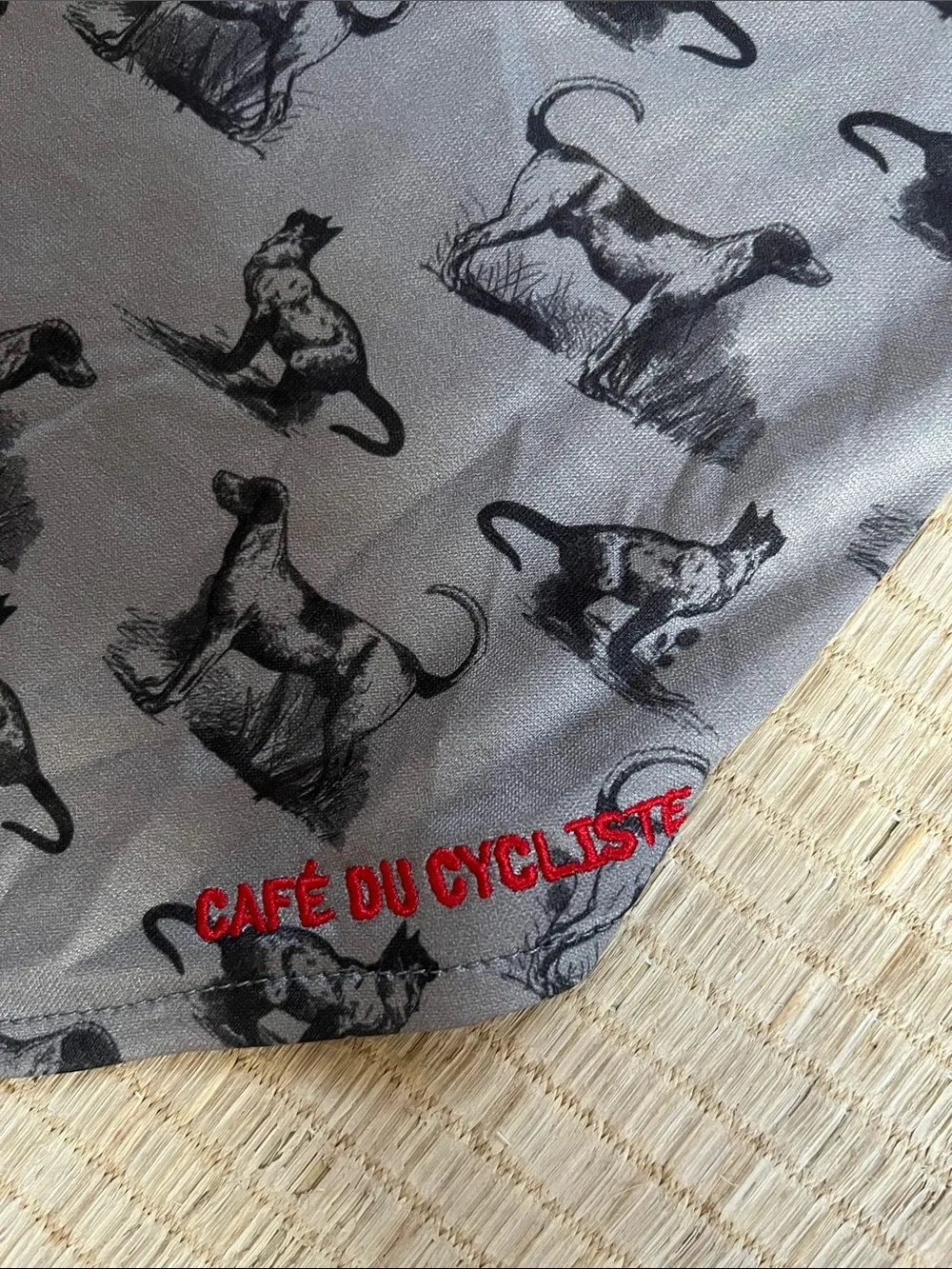 Cafe du Cycliste Neck Warmer